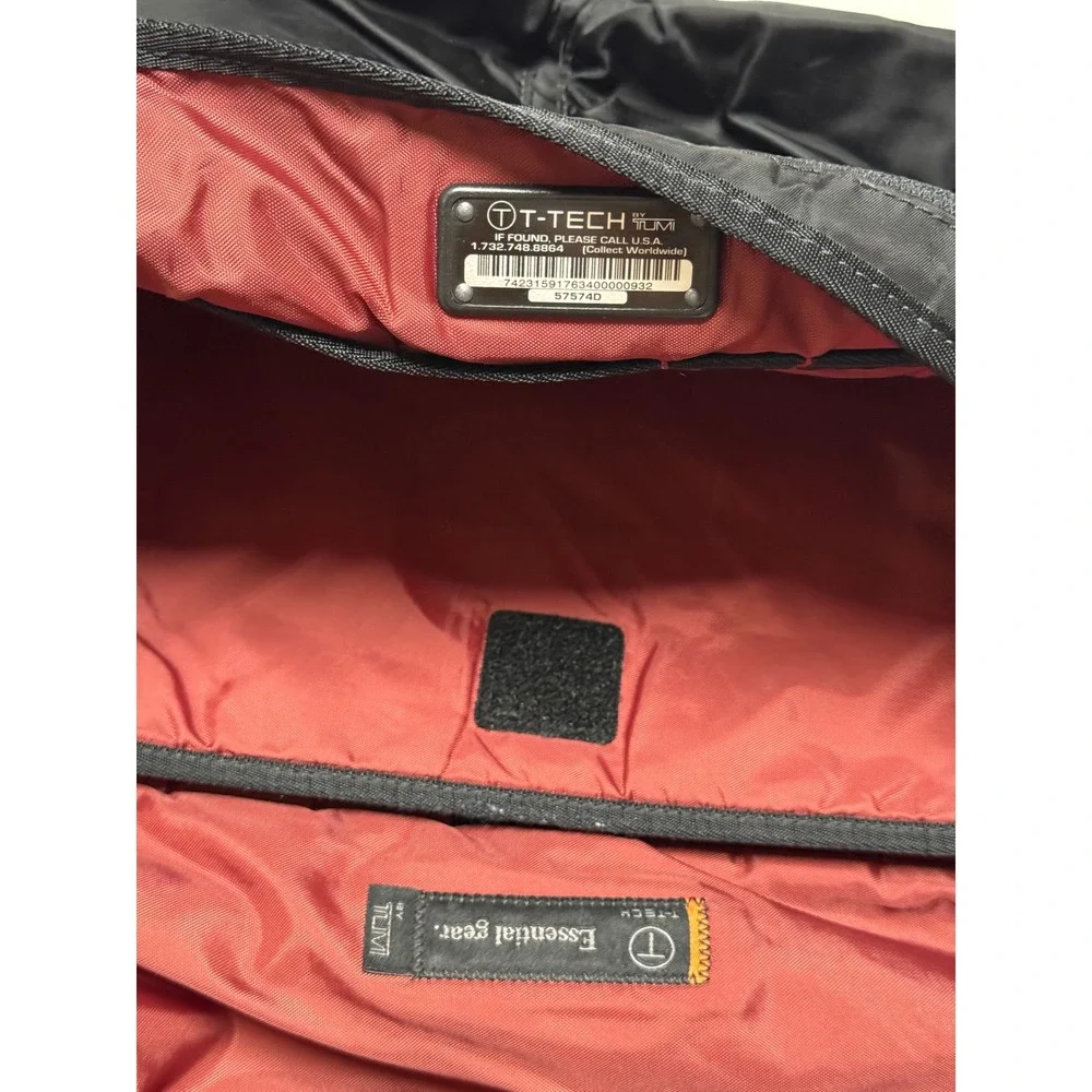 Tumi T-Tech Essential Gear Messenger‎ Bag Black Nylon Laptop Crossbody 57574D